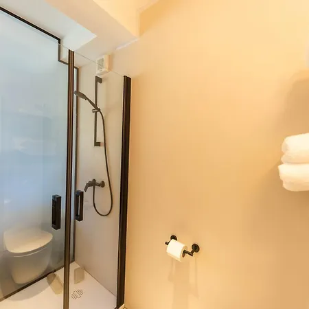 Hotel Old Coach House 3*
