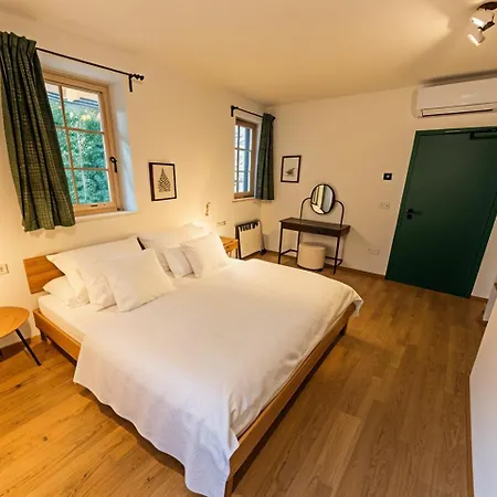 Hotel Old Coach House