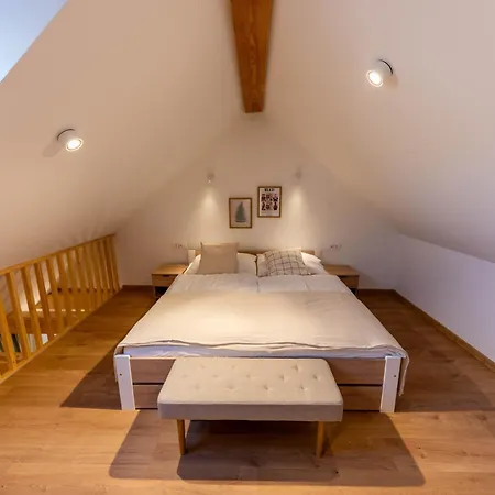 Hotel Old Coach House
